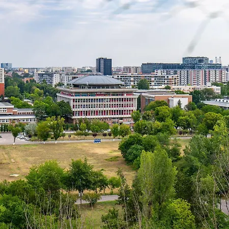 Politehnica Deluxe Boekarest